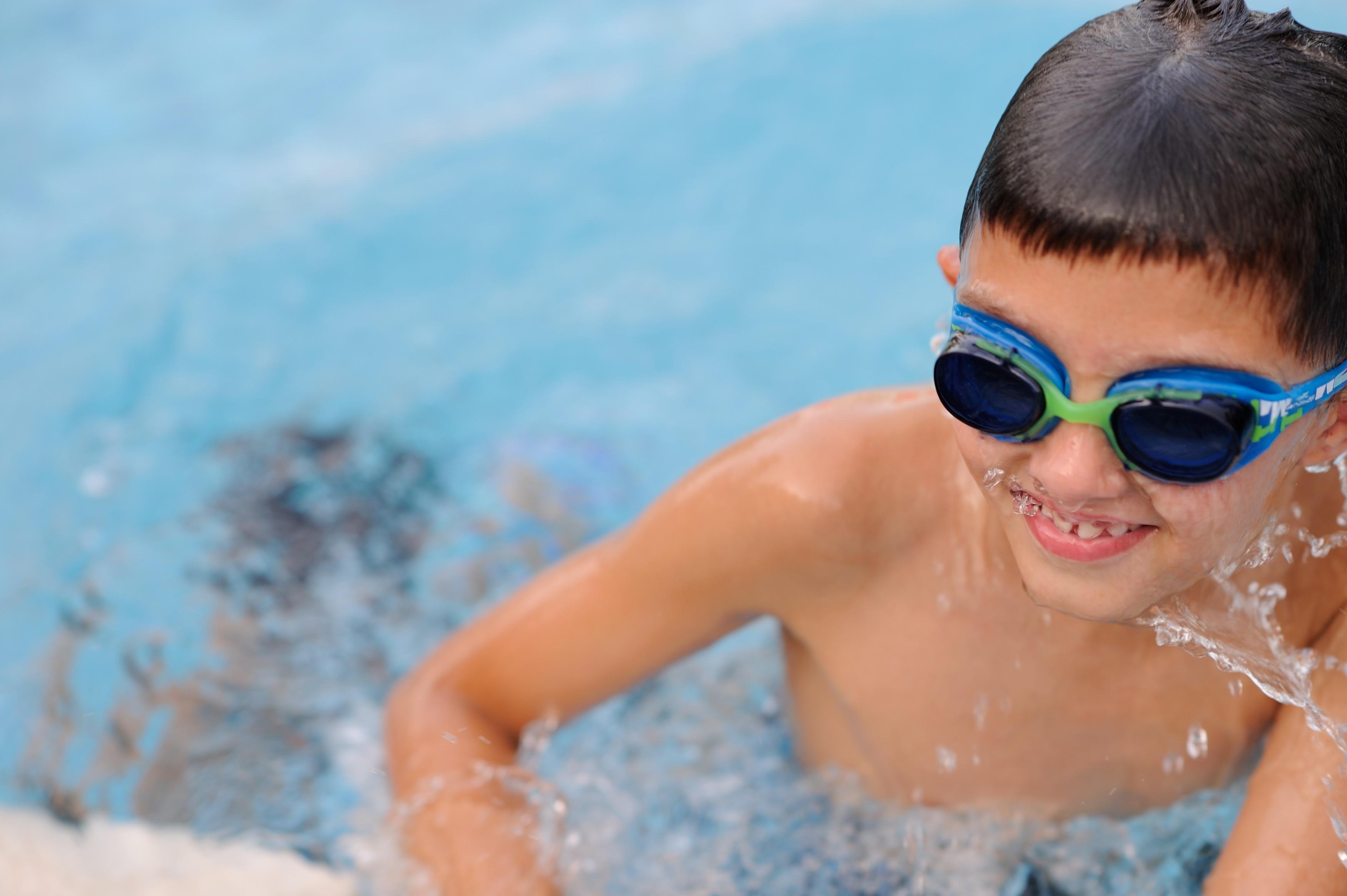 Moevenpick Hotel & Resort Al Bida'A Salmiya Zewnętrze zdjęcie Swimming goggles
